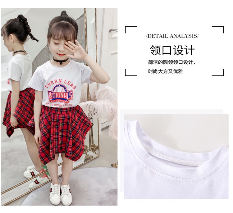 ชุดเต้น เสื้อแขนสั้นสีขาว+กางเกงสก๊อตแดง