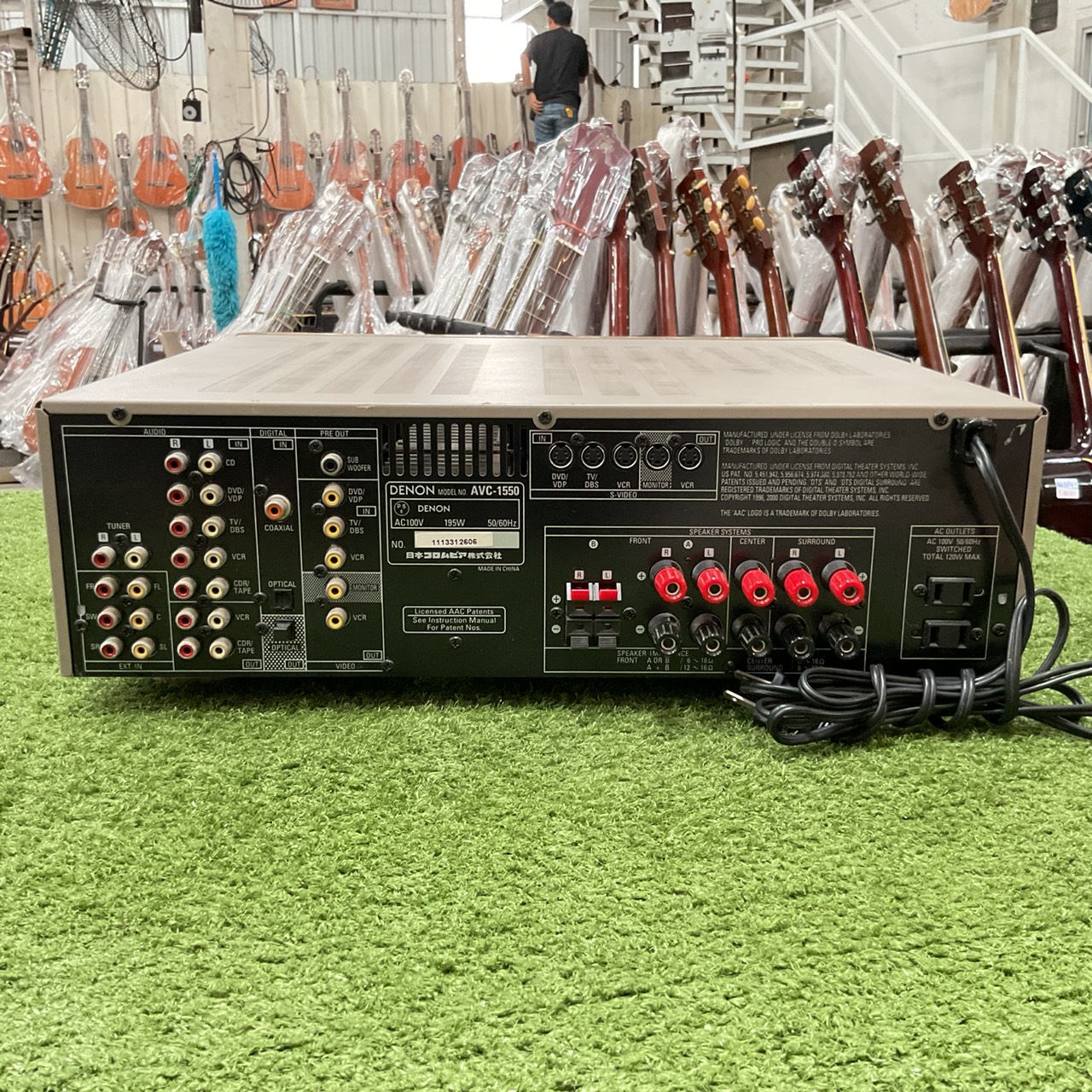 เครื่องขยายเสียง DENON : AVC-1550