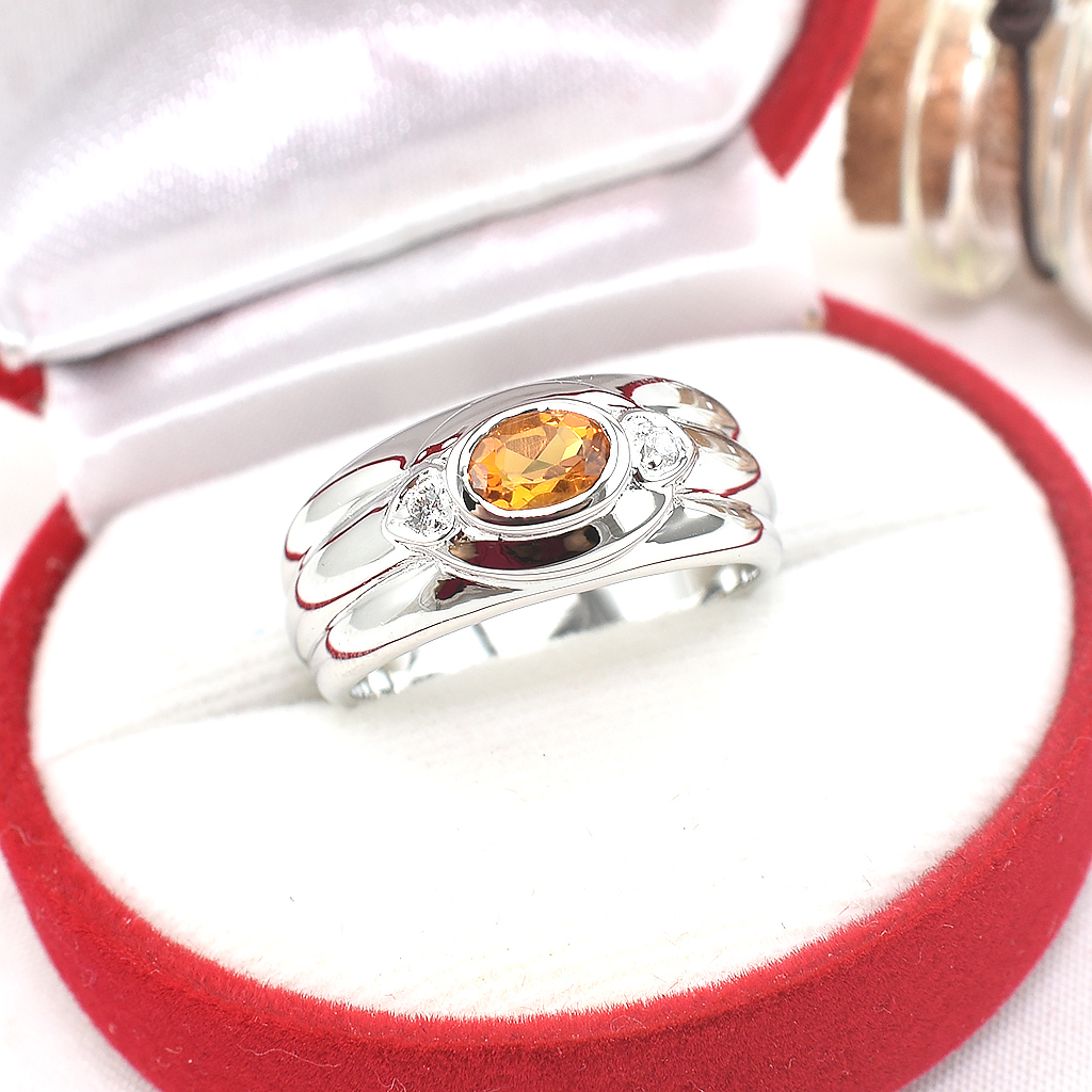 แหวนเงินแท้ราคาถูกชุบทองคำขาว ซิทรินแท้ 0.55 กะรัต เพชรCZ 0.06 กะรัต งานประณีตสวยงาม สั่งผลิตค่ะ