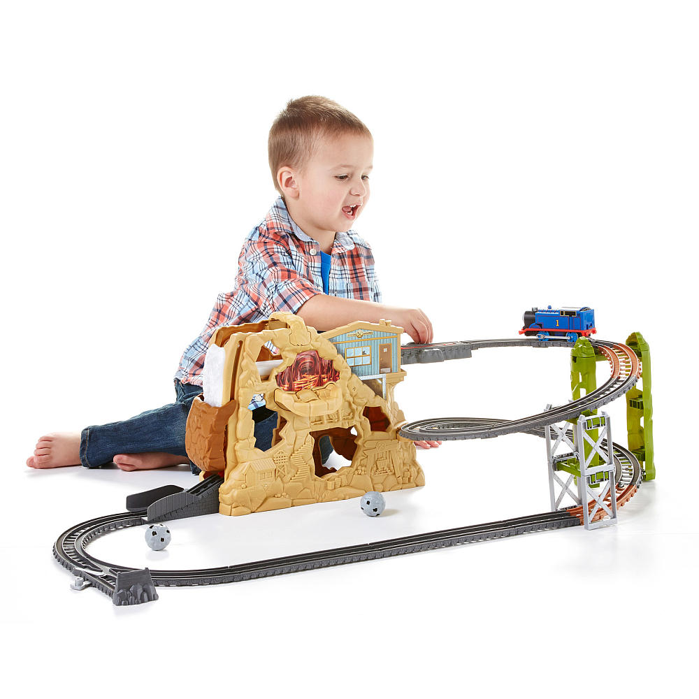 ชุดรถไฟโทมัส Fisher-Price Thomas & Friends TrackMaster Thomas' Volcano Drop Set