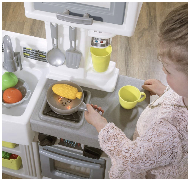 ชุดครัวรุ่นใหม่ล่าสุด step2 downtown delights play kitchen