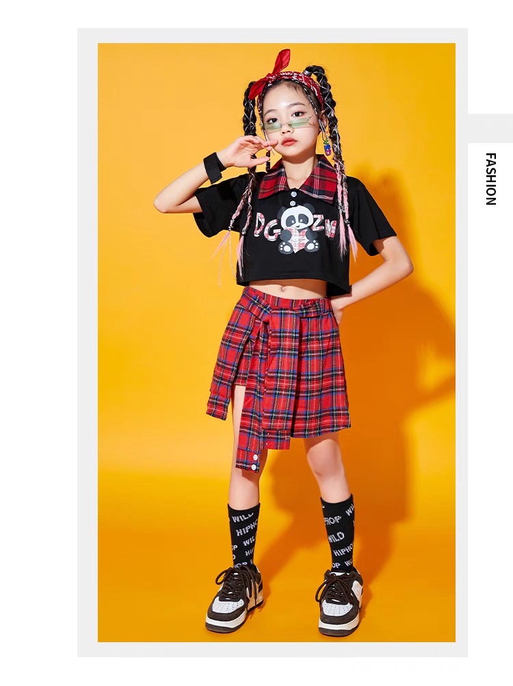 ชุดเต้น ชุดเชียร์ เซ็ท สีดำแดง ลายสก๊อต แขนสั้น+กระโปรง