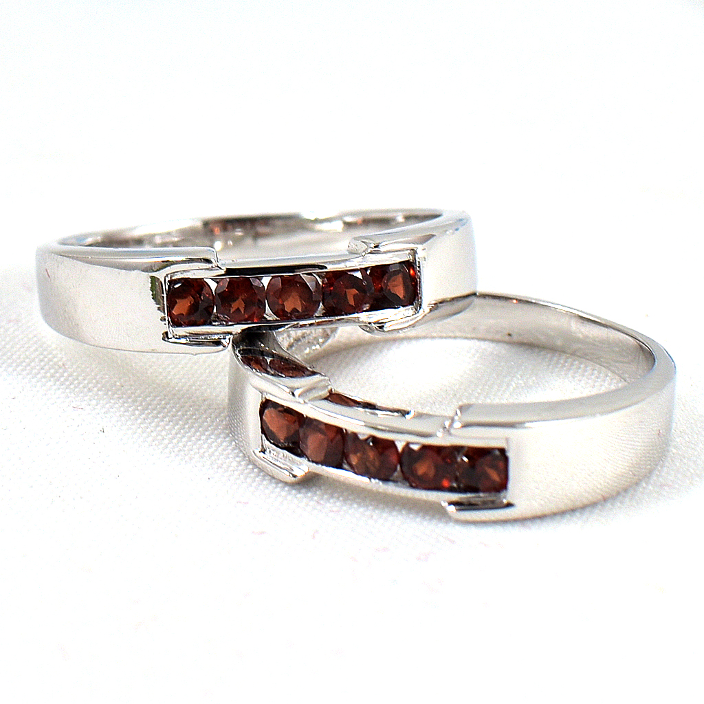 แหวนเงินแท้ราคาถูกชุบทองคำขาว โกเมนแท้ 0.60 กะรัต งานประณีตสวยงาม สั่งผลิตค่ะ