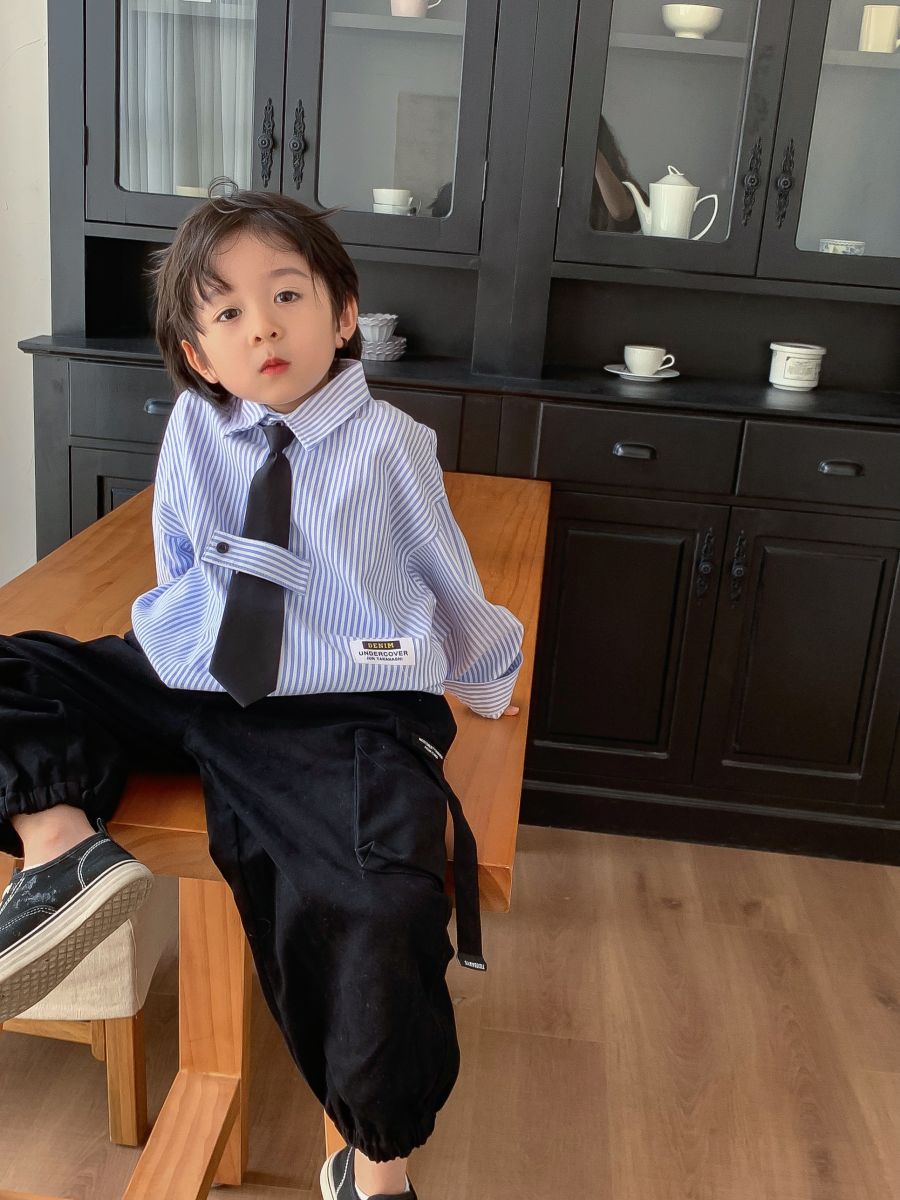 พร้อมส่ง ชุดเต้น ชุดแดนซ์ เสื้อสีขาว+กางเกงลายหมากรุก