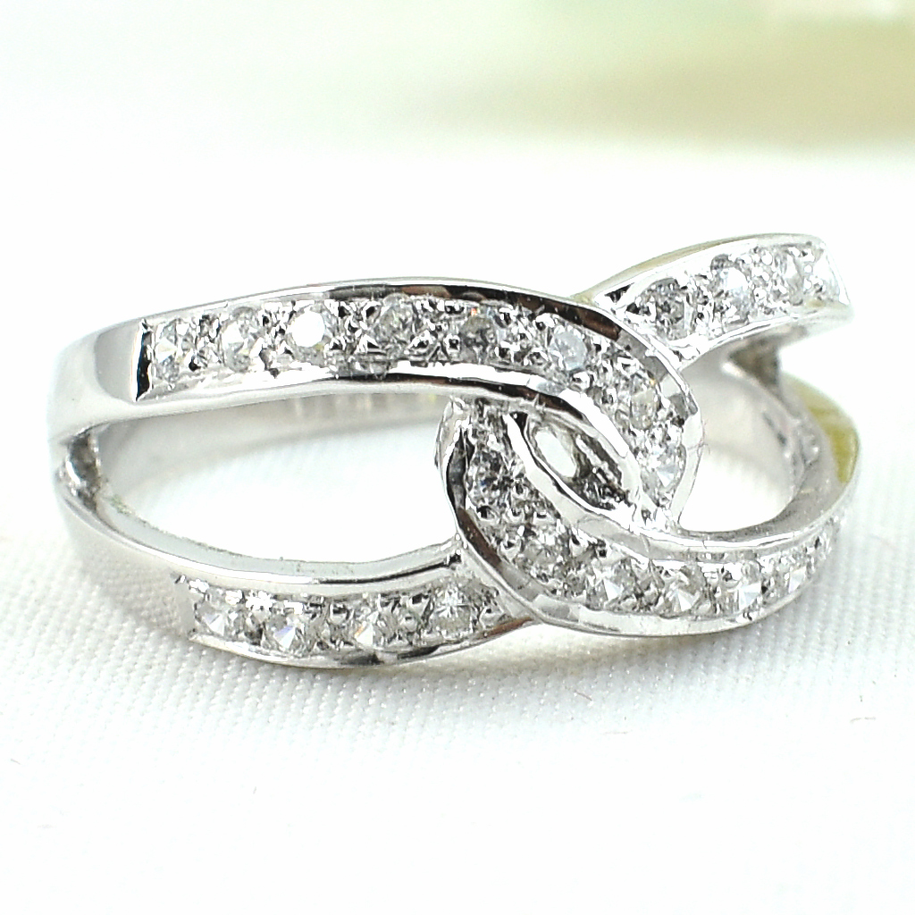 แหวนเงินแท้ราคาถูกชุบทองคำขาว เพชรCZแท้ 0.72 กะรัต งานประณีตสวยงาม สั่งผลิตค่ะ