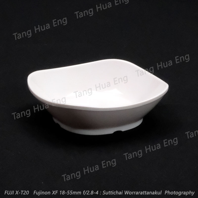 ถ้วยน้ำจิ้มสี่เหลี่ยม 3 นิ้ว 776-2.75 ตราซุปเปอร์แวร์ สีครีมขาว