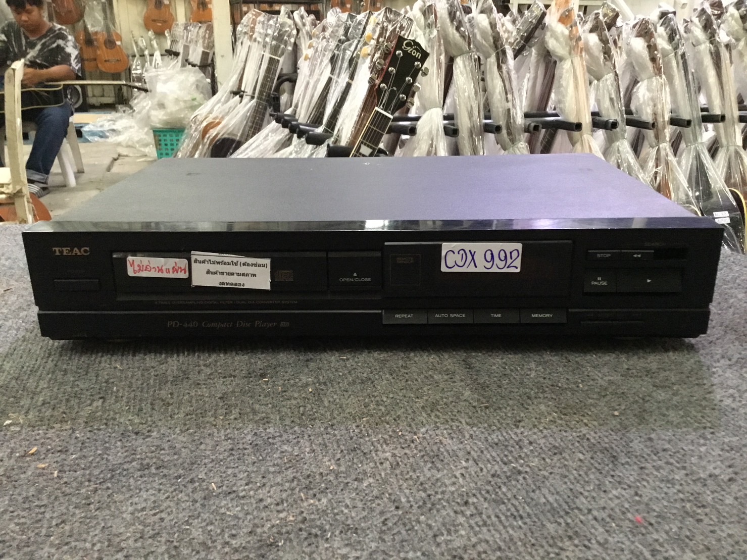 เครื่องเล่น CD TEAC PD-440 สินค้าไม่พร้อมใช้(ต้องซ่อม)