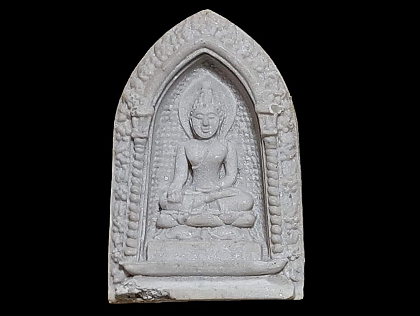 ไพรีพินาศ วัดบวรนิเวศวิหาร กรุงเทพมหานคร ปี 2529 เนื้อผง หลังลายเซ็น