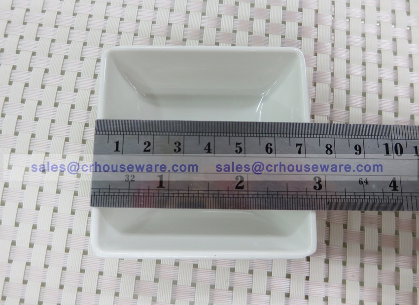 ถ้วยน้ำจิ้ม ทรงสี่เหลี่ยม 3 นิ้ว นิ้ว 017-PX-K90