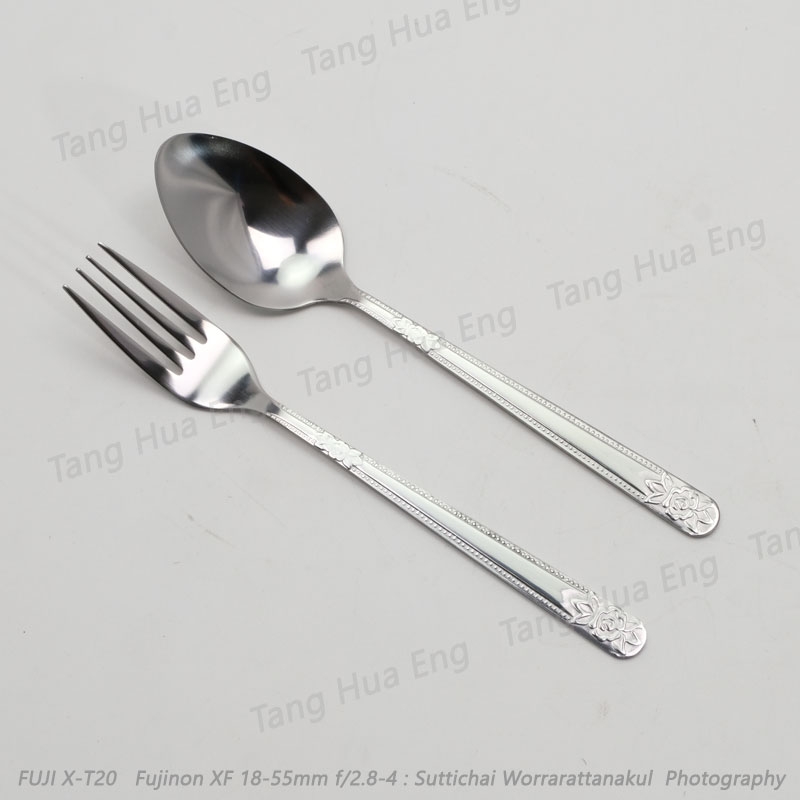 ช้อนคาว + ส้อมคาว ลายกุหลาบ ตราจากัวร์ 707/21