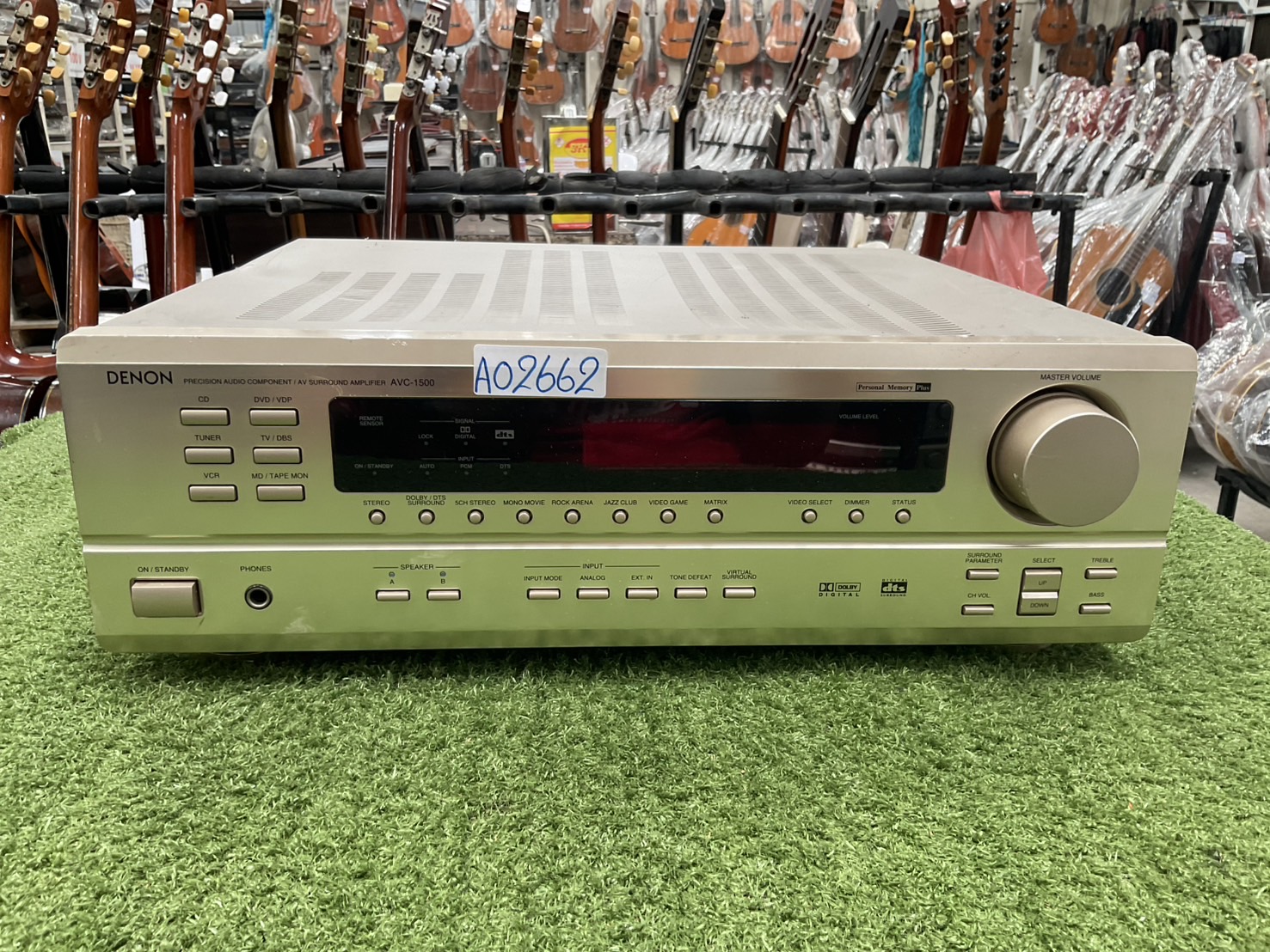 เครื่องขยายเสียง DENON : AVC-1500
