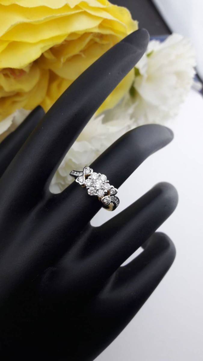 สั่งผลิตเพชรเบลเยี่ยมคัท แหวนแต่งงาน แหวนหมั้น ใส่เที่ยว ออกงาน แหวนทองคำ 18K เพชรแท้ 0.69 กะรัต 3.79 กรัม น้ำ 99 ราคาถูกมาก มีใบรับประกันค่ะ