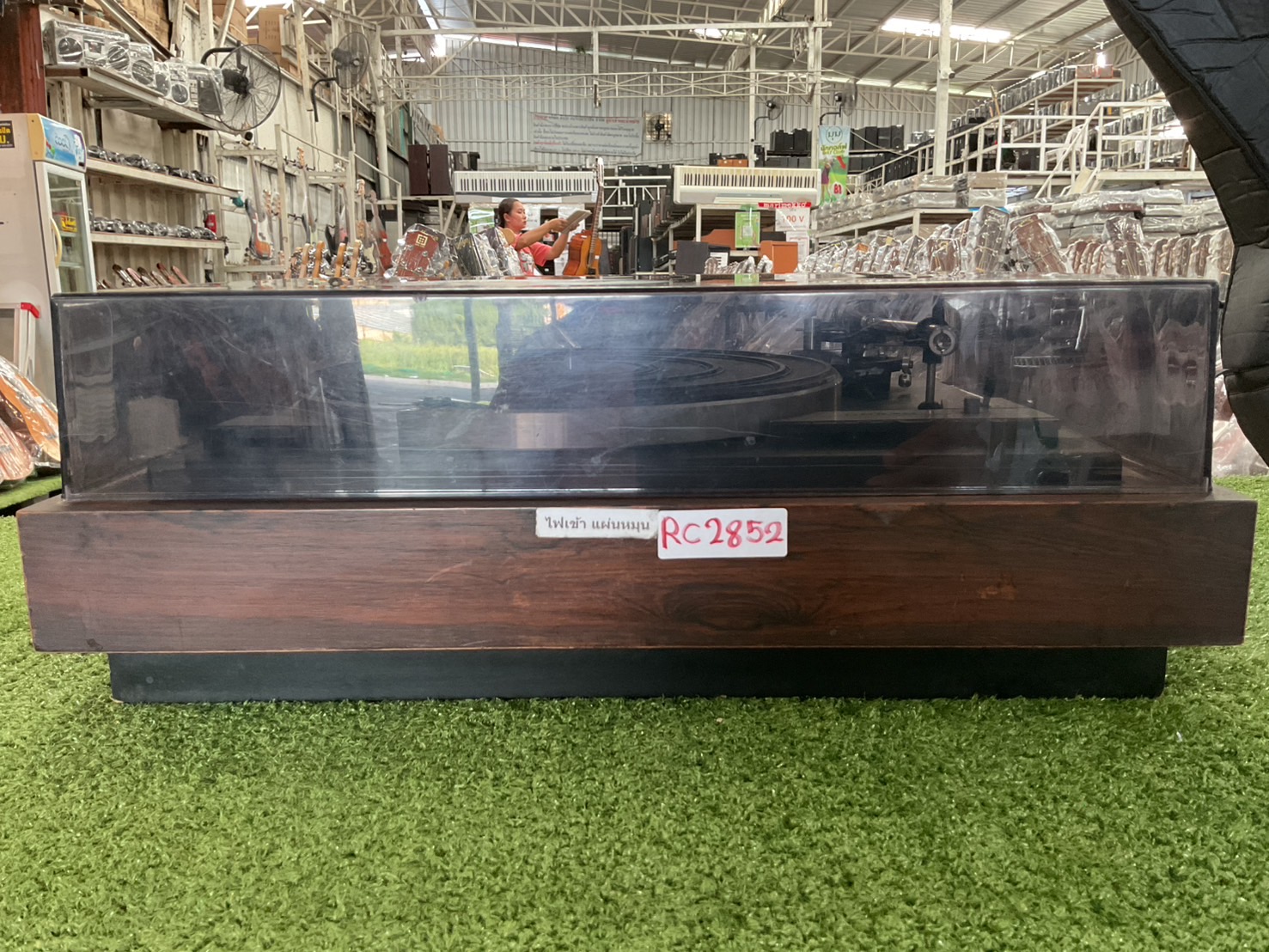 เครื่องเล่นแผ่นเสียง ONKYO
