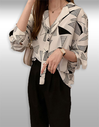 เสื้อแฟชั่นสีขาวลายเรขาคณิตสไตล์เก๋ รหัส2197