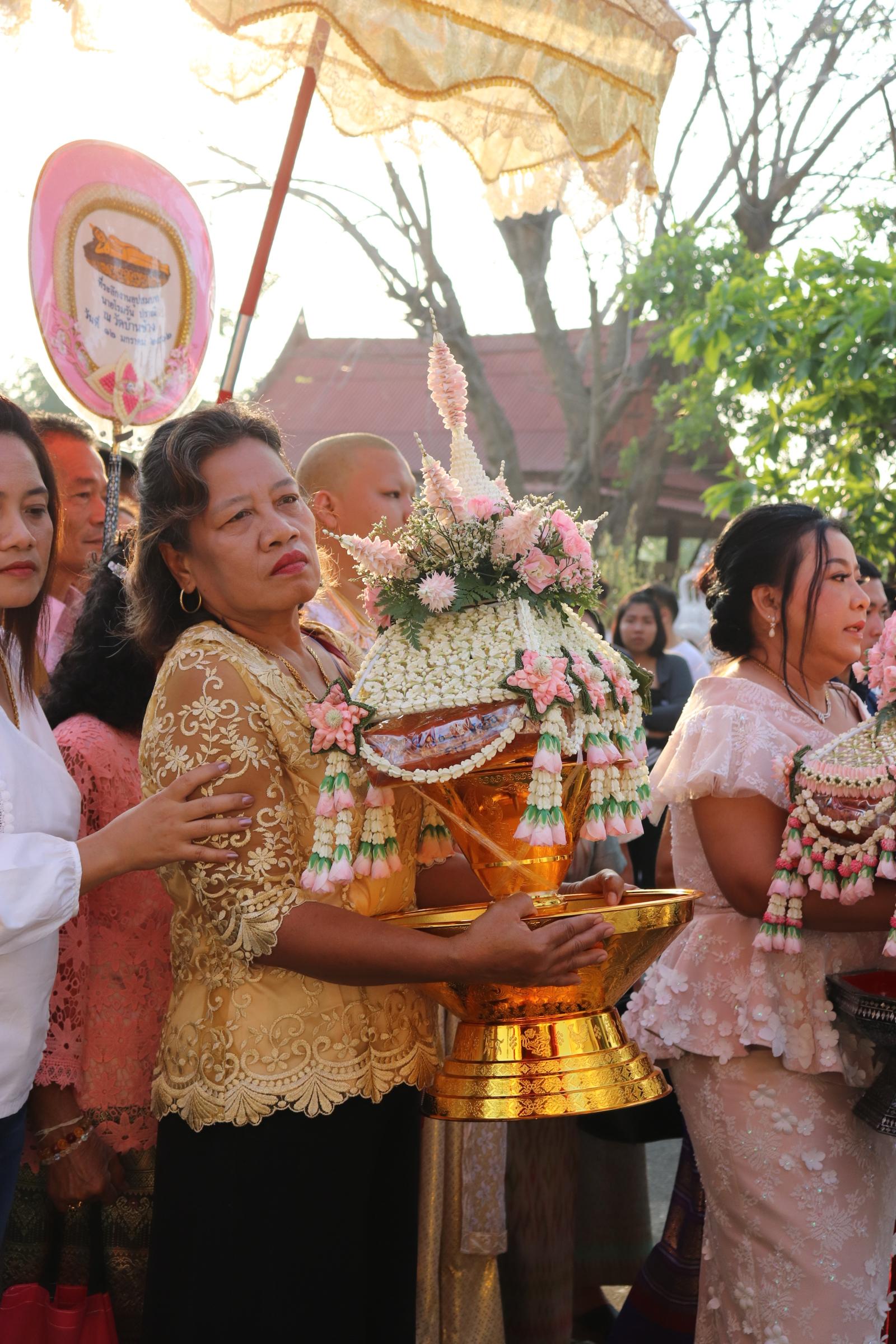 ชุดเครื่องบวชดอกไม้สด ชุดC8