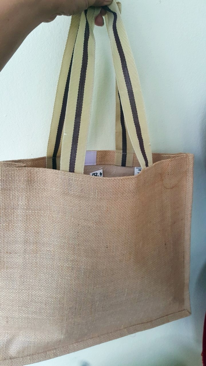 SIVAREE กระเป๋ารักษ์โลกผลิตโดยคนพิการ น้ำตาล กว้าง14นิ้วยาว12นิ้ว