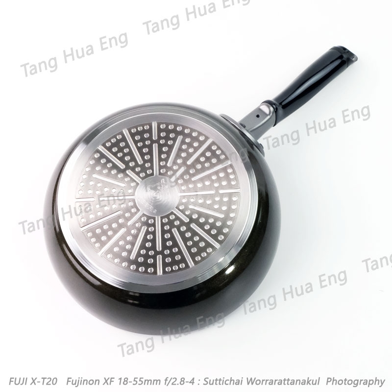 ZEBRA กระทะนอนสติ๊กเคลือบเทฟล่อนลายหินอ่อน Chef Plus IH 24 ซม. ( Marble ) ตราหัวม้าลาย