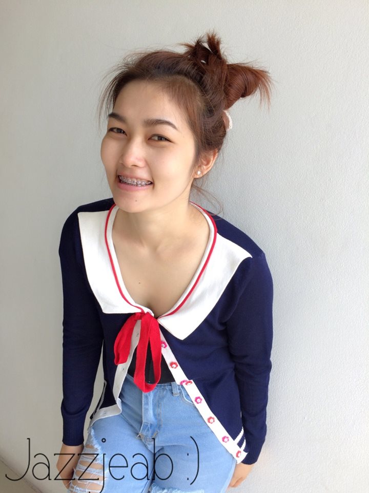 เสื้อคลุมคอโบว์ สีน้ำเงิน