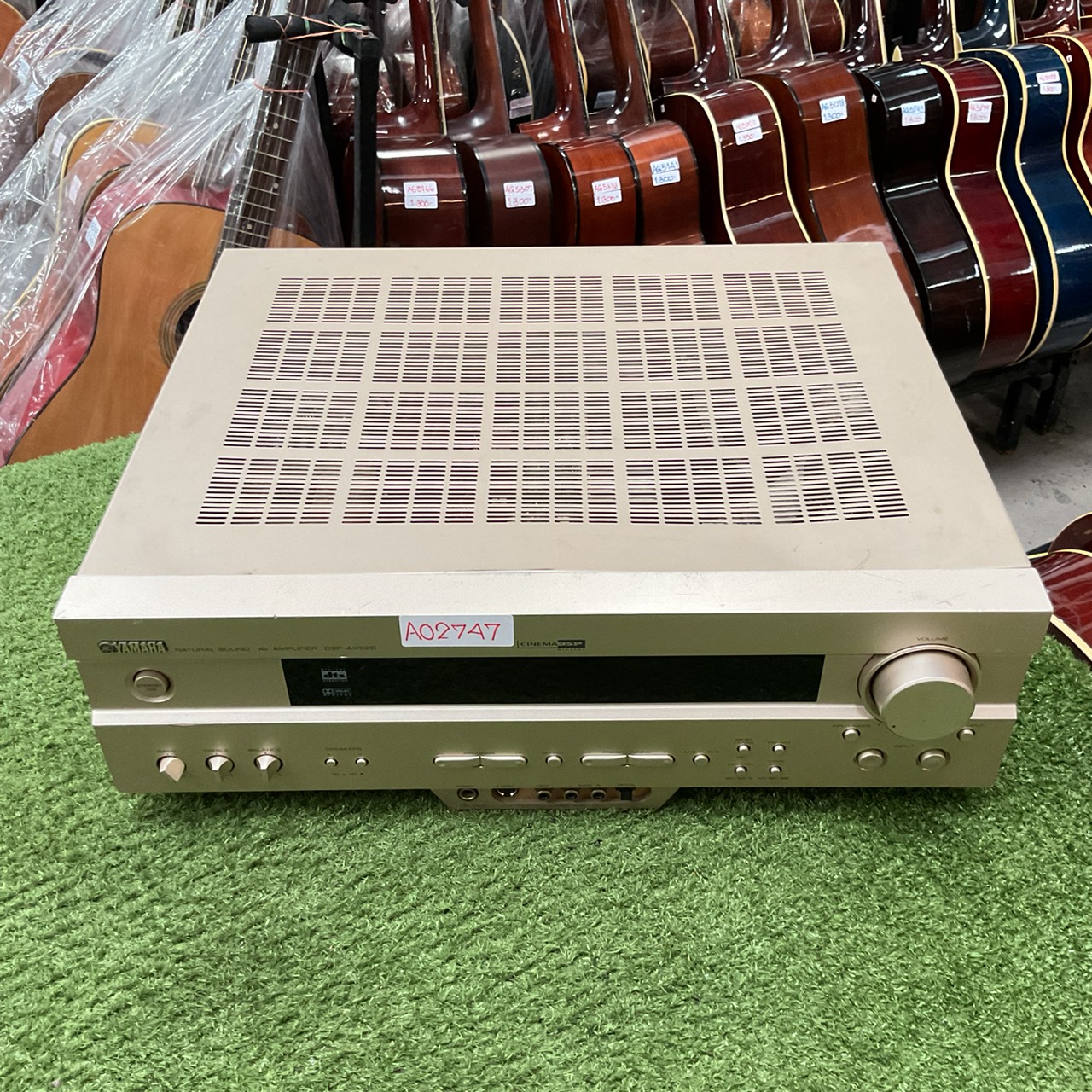 เครื่องขยายเสียง YAMAHA : DSP-AX520