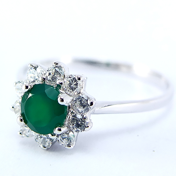 แหวนเงินแท้ราคาถูกชุบทองคำขาว พลอยแท้กรีนอะเกท 0.46 กะรัต เพชรCZ 0.30 กะรัต งานประณีตสวยงาม สั่งผลิตค่ะ