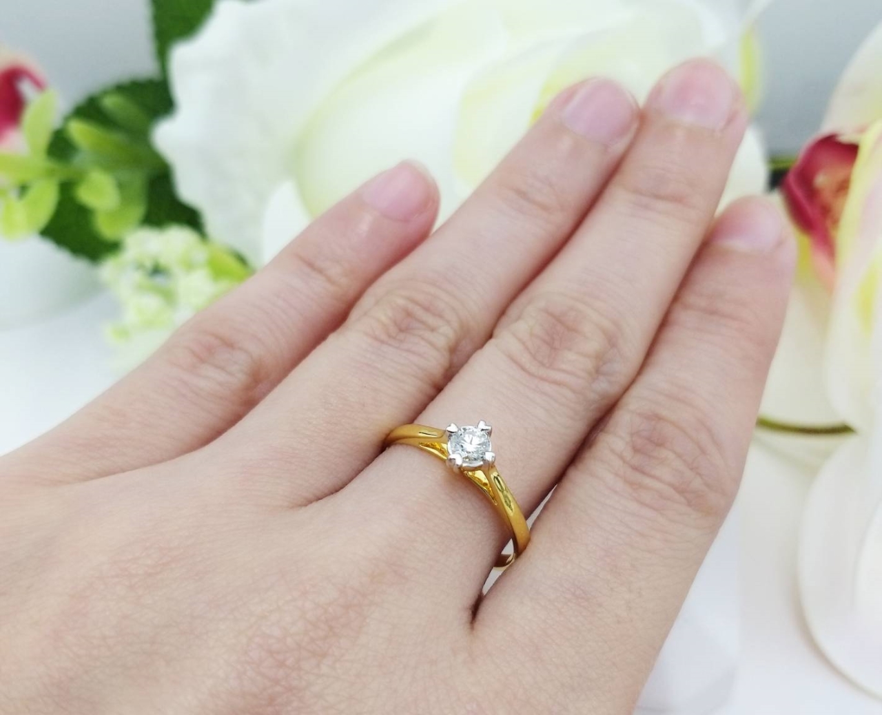 สั่งผลิตเพชรเบลเยี่ยมคัท แหวนแต่งงาน แหวนหมั้น ใส่เที่ยว ออกงาน แหวนทองคำ 18K เพชรแท้ 0.21/0.19 กะรัต 1.50/1.90 กรัม น้ำ 97 ราคาถูกมาก มีใบรับประกันค่ะ