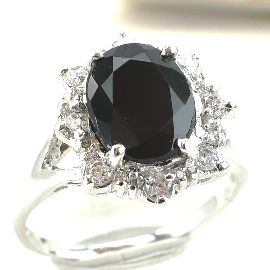 แหวนเงินแท้ราคาถูกชุบทองคำขาว นิลแท้ 2.50 กะรัต เพชรCZ 0.352 กะรัต งานประณีตสวยงาม สั่งผลิตค่ะ