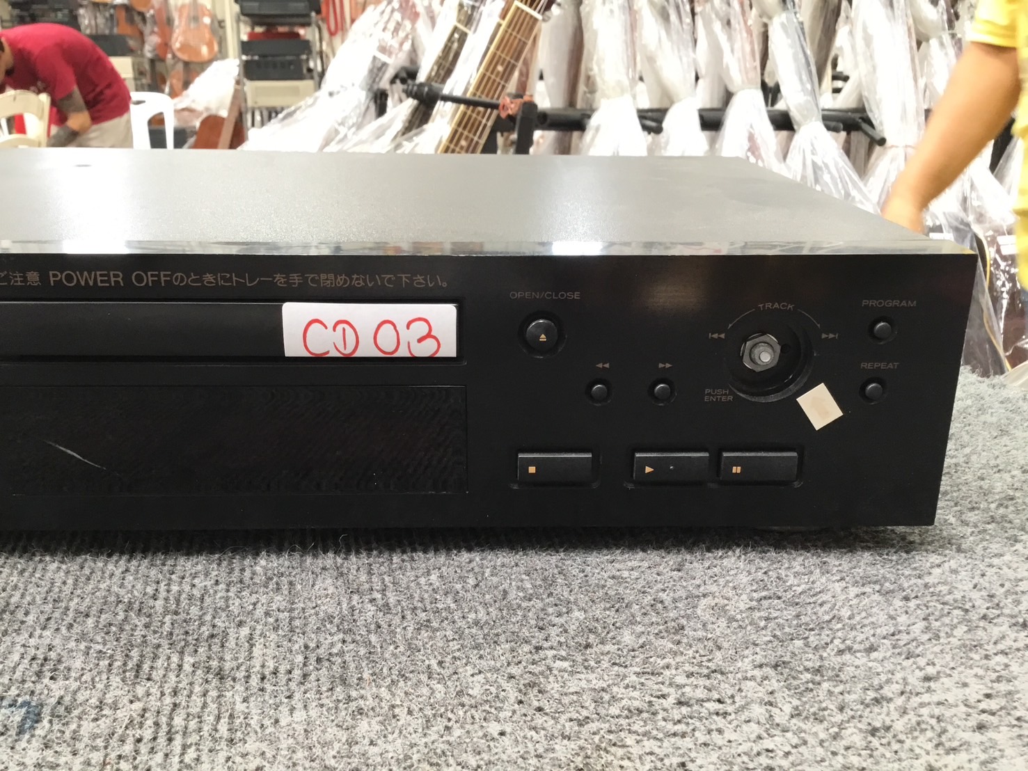 เครื่องเล่น CD - TOA : CD-30