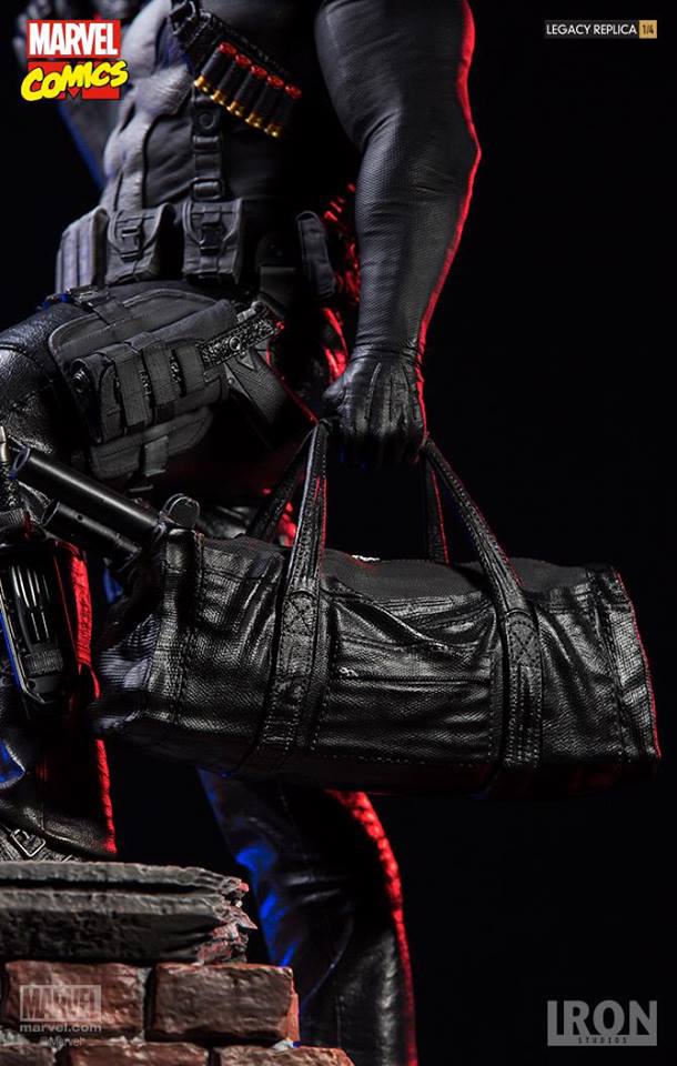 Iron Studios - The Punisher Legacy Replica 1/4