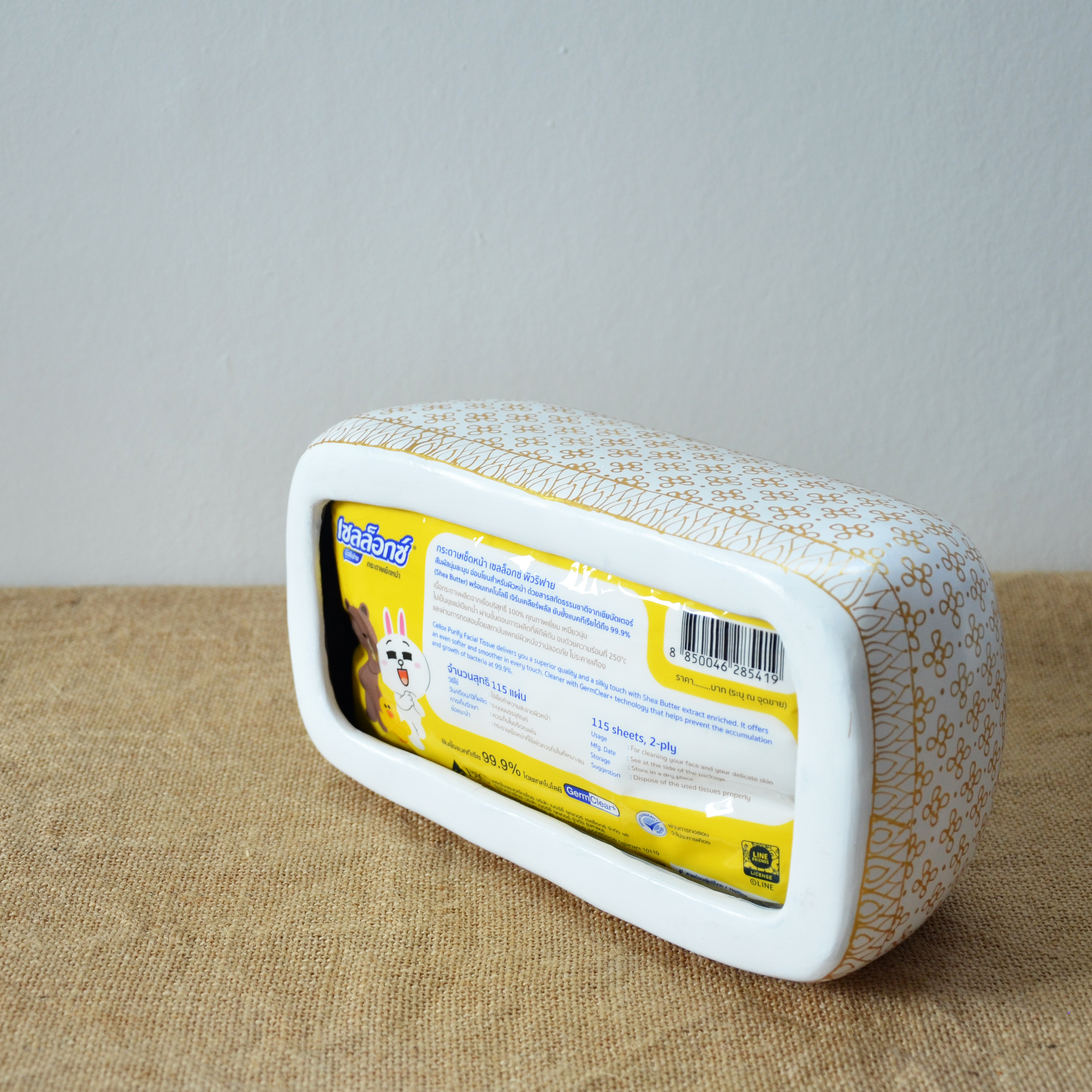 กล่องใส่กระดาษทิชชูรีฟิวล์ สีขาวลายเส้นทอง