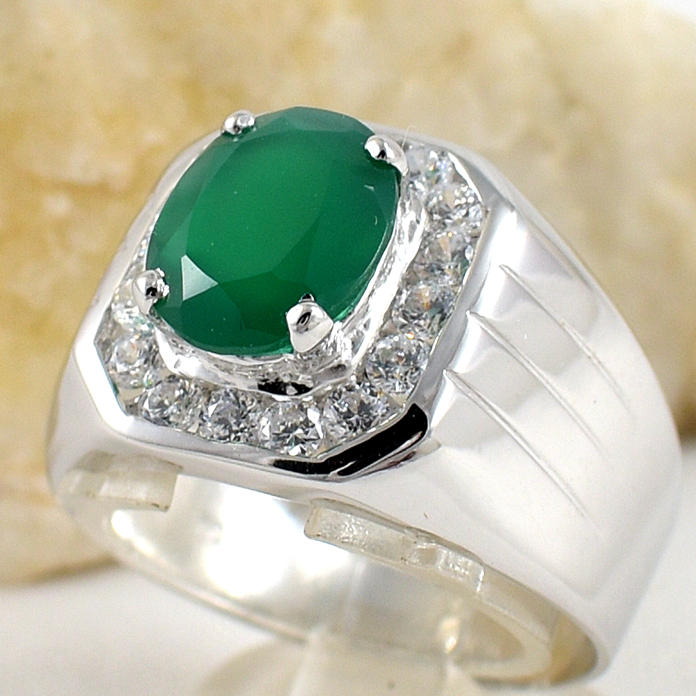 แหวนเงินแท้ราคาถูกชุบทองคำขาว พลอยแท้กรีนอะเกท 2.25 กะรัต เพชรCZ 0.64 กะรัต งานประณีตสวยงาม สั่งผลิตค่ะ