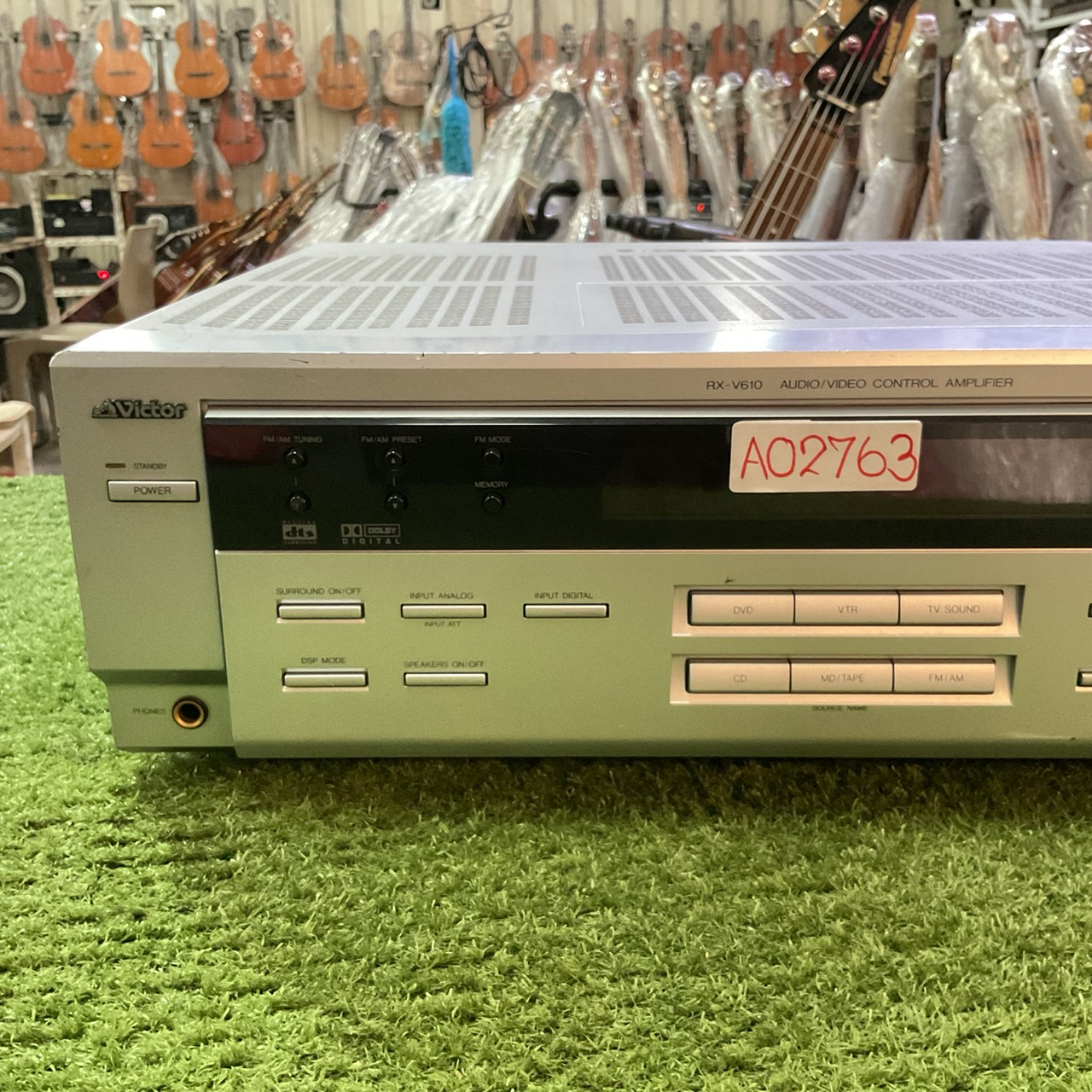 เครื่องขยายเสียง Victor : RX-V610