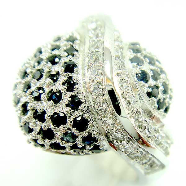 แหวนเงินแท้ราคาถูกชุบทองคำขาว ไพลินแท้ 0.888 กะรัต เพชรCZ 0.44 กะรัต งานประณีตสวยงาม สั่งผลิตค่ะ