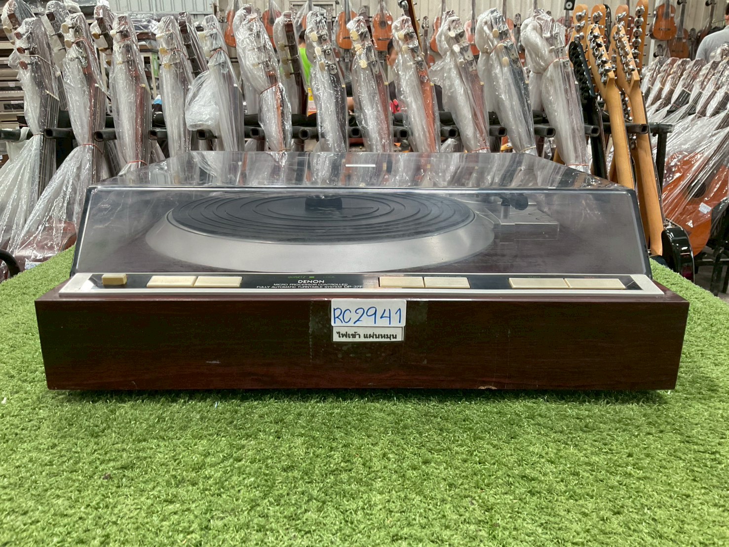 เครื่องเล่นแผ่นเสียง DENON : DP-37F