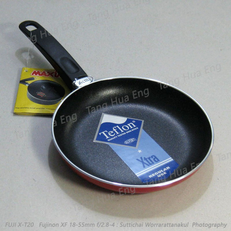 กระทะด้ามซิลเวอร์ เทปล่อน 16 ซม. ตรา MAXIM MX-100