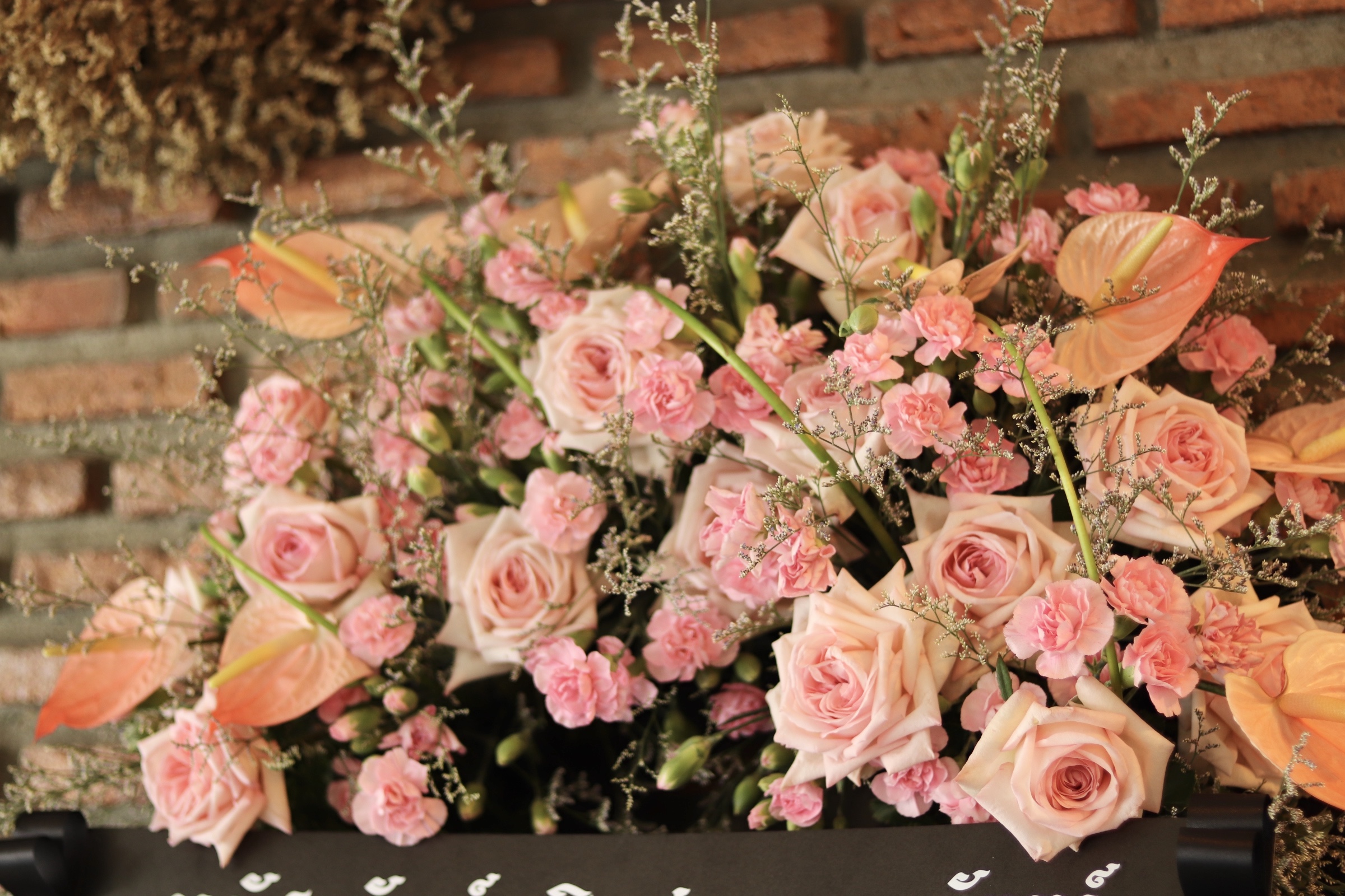 พวงหรีดดอกไม้สด (Size S)