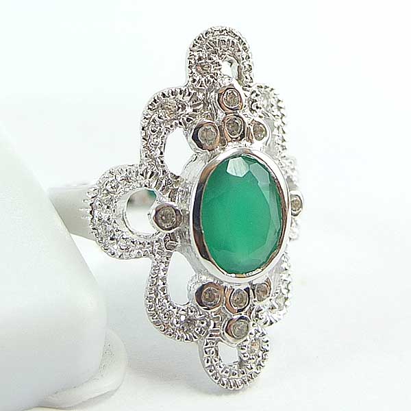 แหวนเงินแท้ราคาถูกชุบทองคำขาว พลอยแท้กรีนอะเกท 1.26 กะรัต เพชรCZ 0.20 กะรัต งานประณีตสวยงาม สั่งผลิตค่ะ