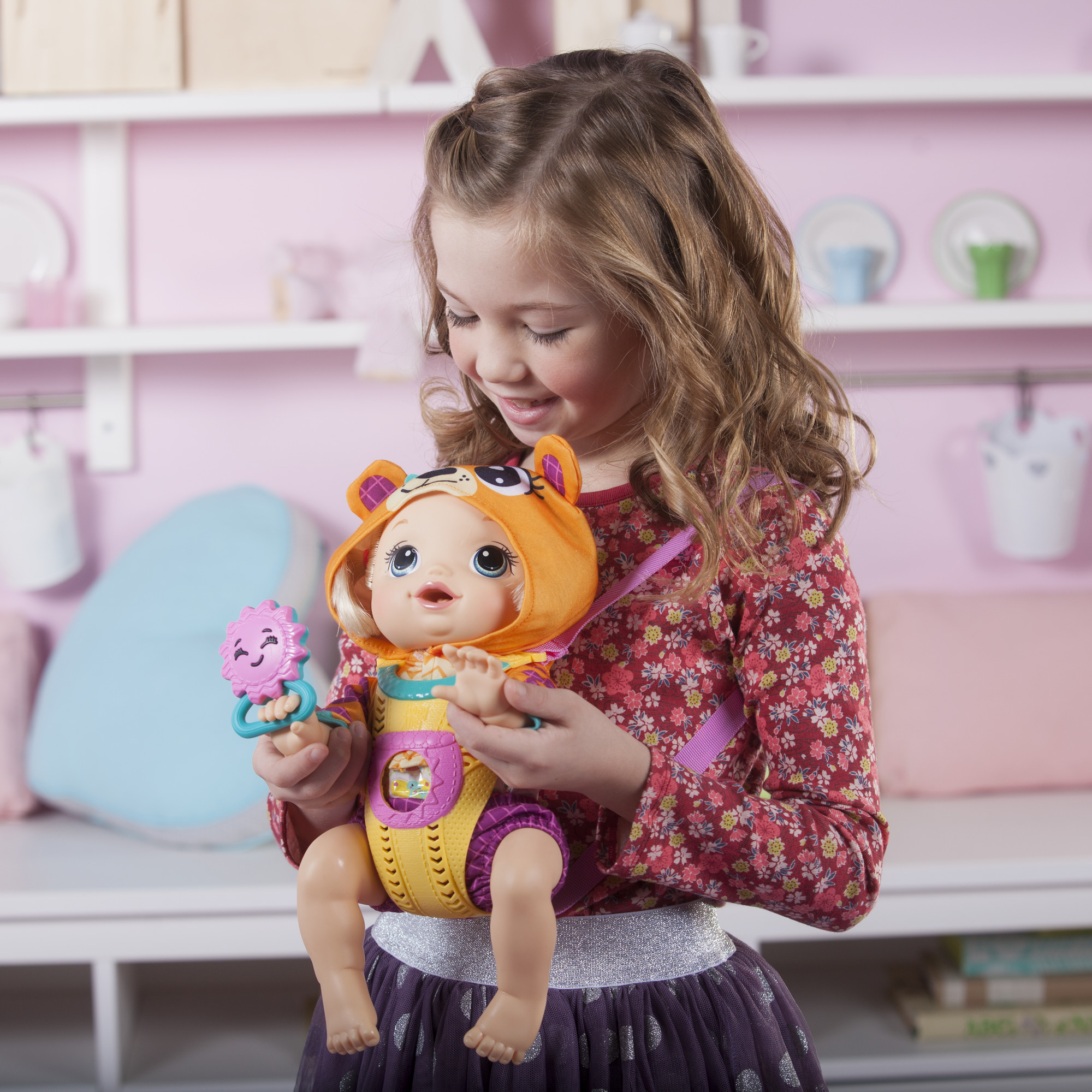 ตุ๊กตาคลาน Baby Alive Baby Go Bye Bye - Blonde Hair (Exclusive Value Bundle)