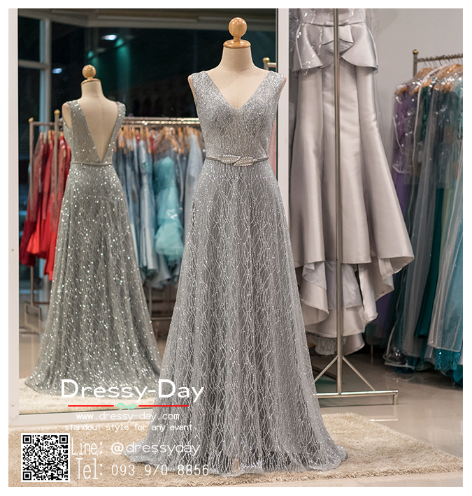 รหัส ชุดราตรี : PF068 ชุดราตรียาว แขนกุด สีเงิน คอวี งานเพชรทั้งชุด สวยหรู สง่า โดดเด่นที่สุด ใส่ออกงานกาล่าดินเนอร์ งานพรหมแดง ไปงานแต่งงาน งานบายเนียร์ หรือเป็นชุดถ่ายพรีเวดดิ้ง