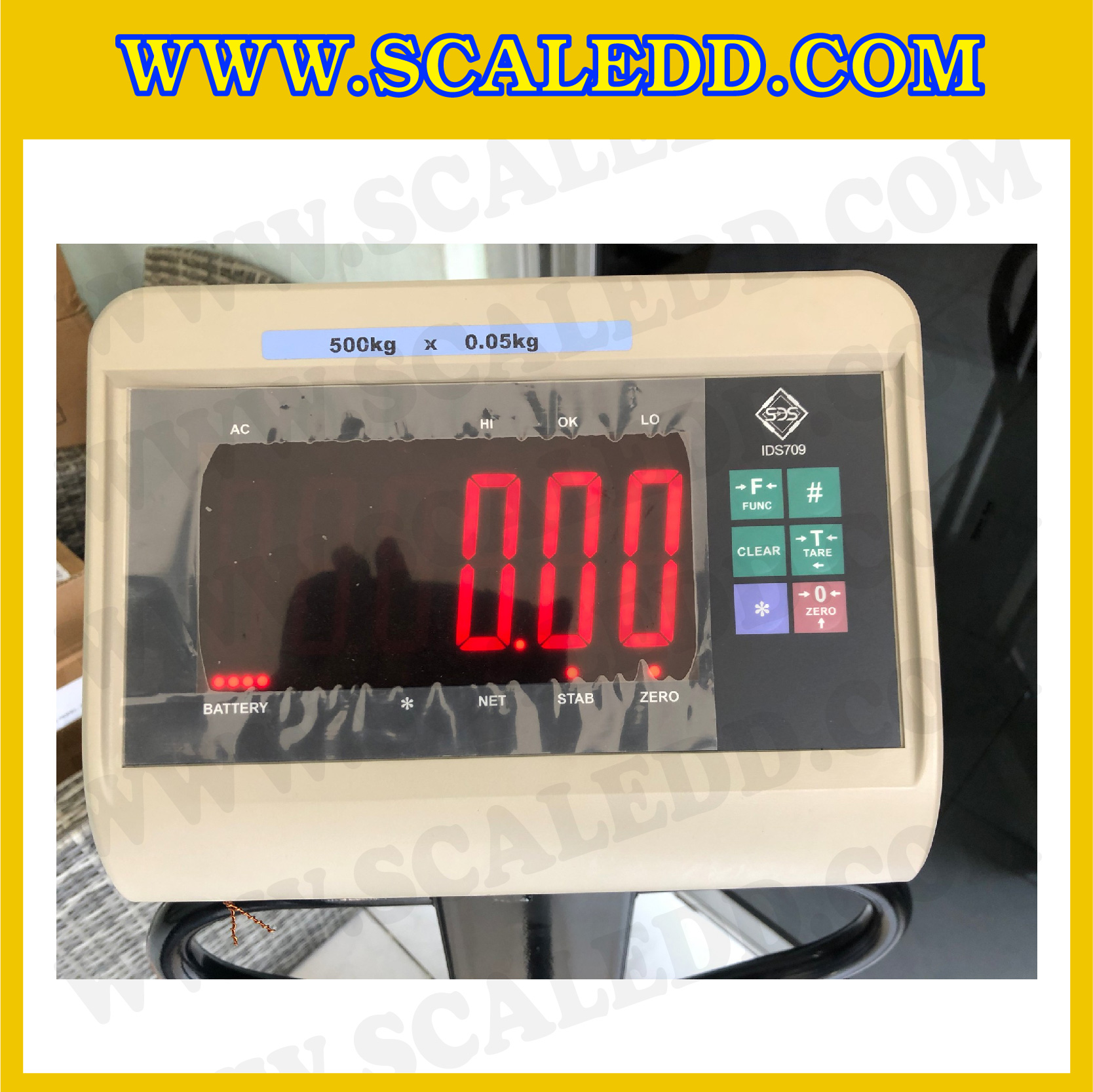 เครื่องชั่งน้ำหนักดิจิตอล IDS709E พิกัด 500kg ค่าละเอียด 0.05kg ยี่ห้อ SDS รุ่น IDS709E แท่นฝาครอบสแตนเลสขนาด 60x80cm. มีล้อเลื่อน และที่กันตก
