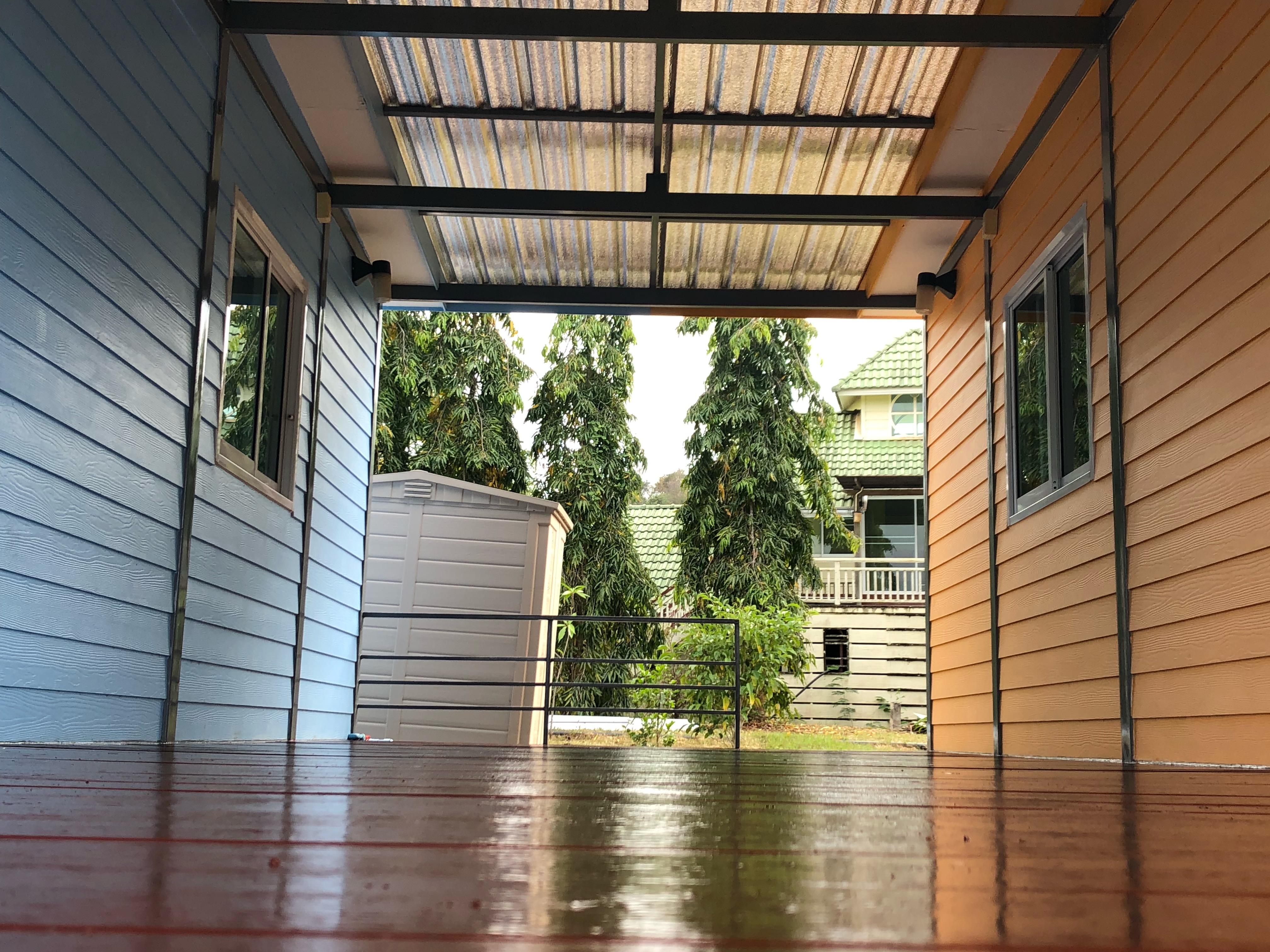 2นอน1นั่งเล่น รวมติดตั้งเทพื้น