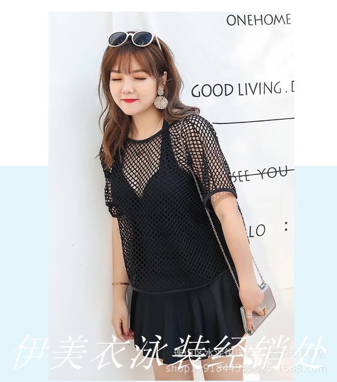 ชุดว่ายน้ำคนอ้วน5xl เซต 2 ชิ้น รอบอก 42-48 รอบเอว 38-44 สะโพก44-52 นิ้ว ยาว 34 นิ้วหลังผูก เสื้อตัวนอกฟรี 54 นิ้ว ผ้าดี งานสวย คุ้มมากค่ะ