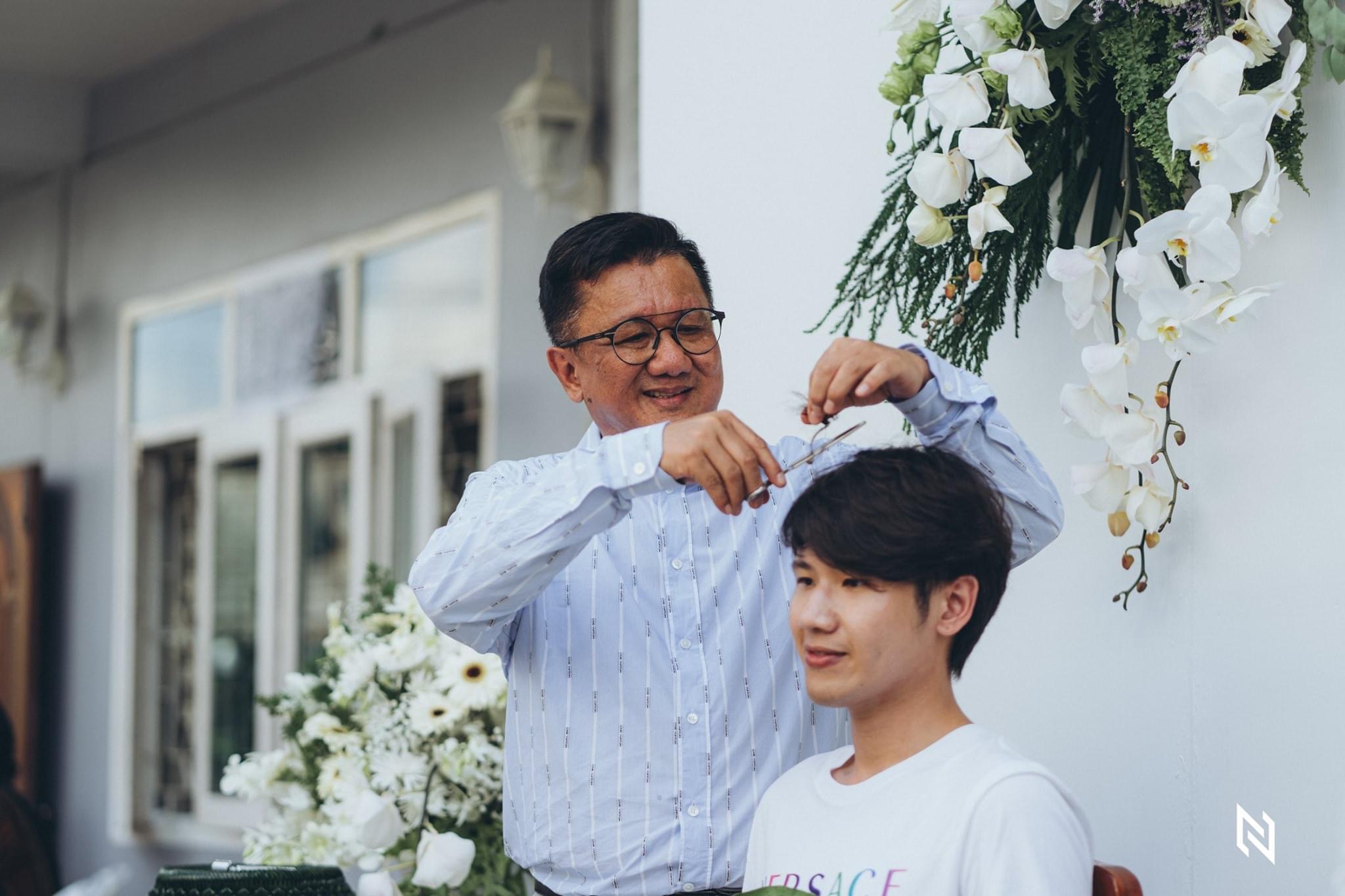 แบคดรอปงานอุปสมบท