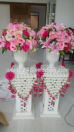 สแตนพร้อมดอกไม้ให้เช่า (ชมพูขาว)