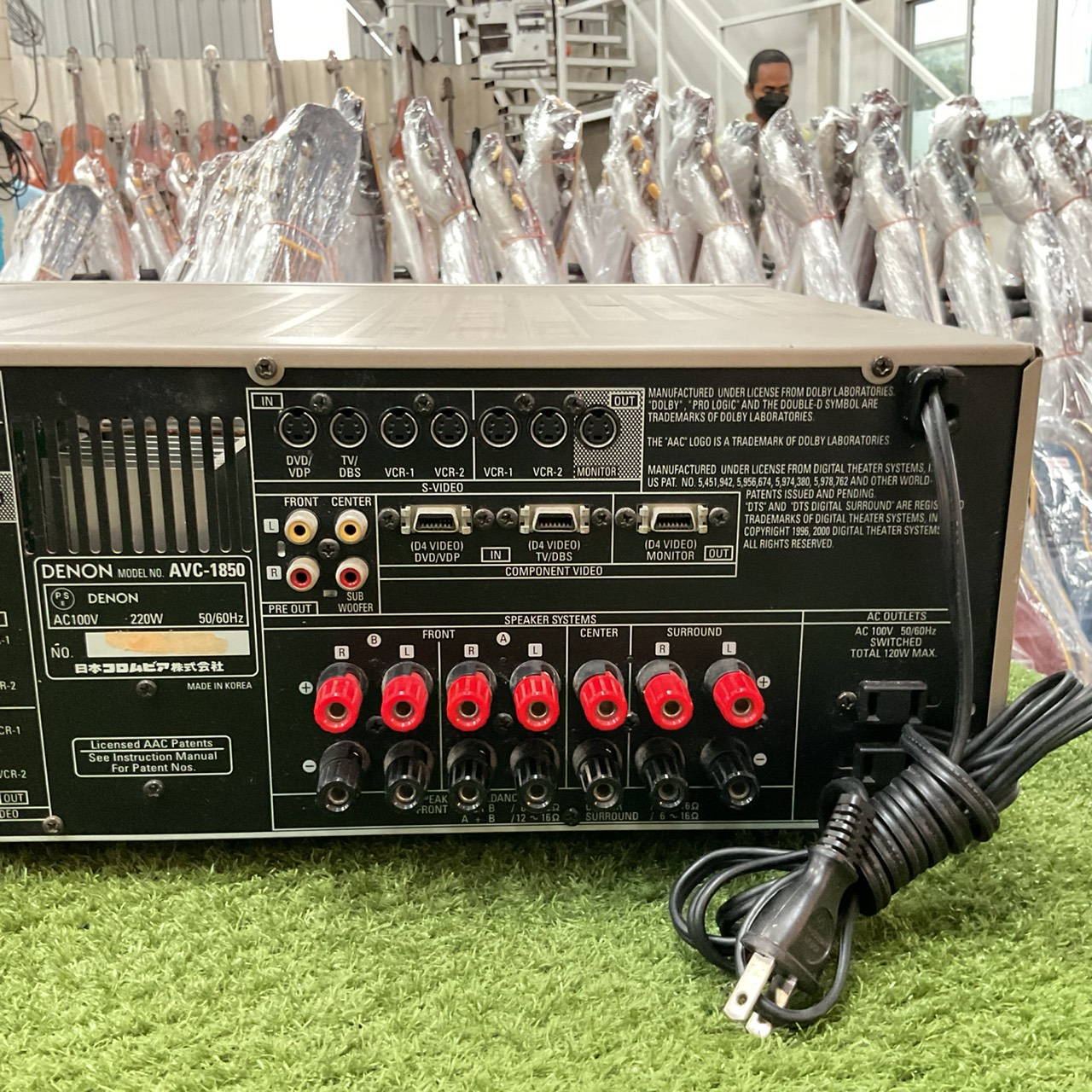 เครื่องขยายเสียง DENON : AVC-1850