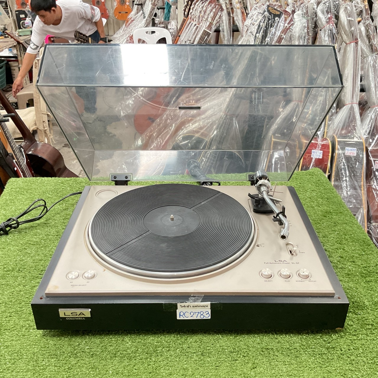 เครื่องเล่นแผ่นเสียง COLUMBIA : SL-6F