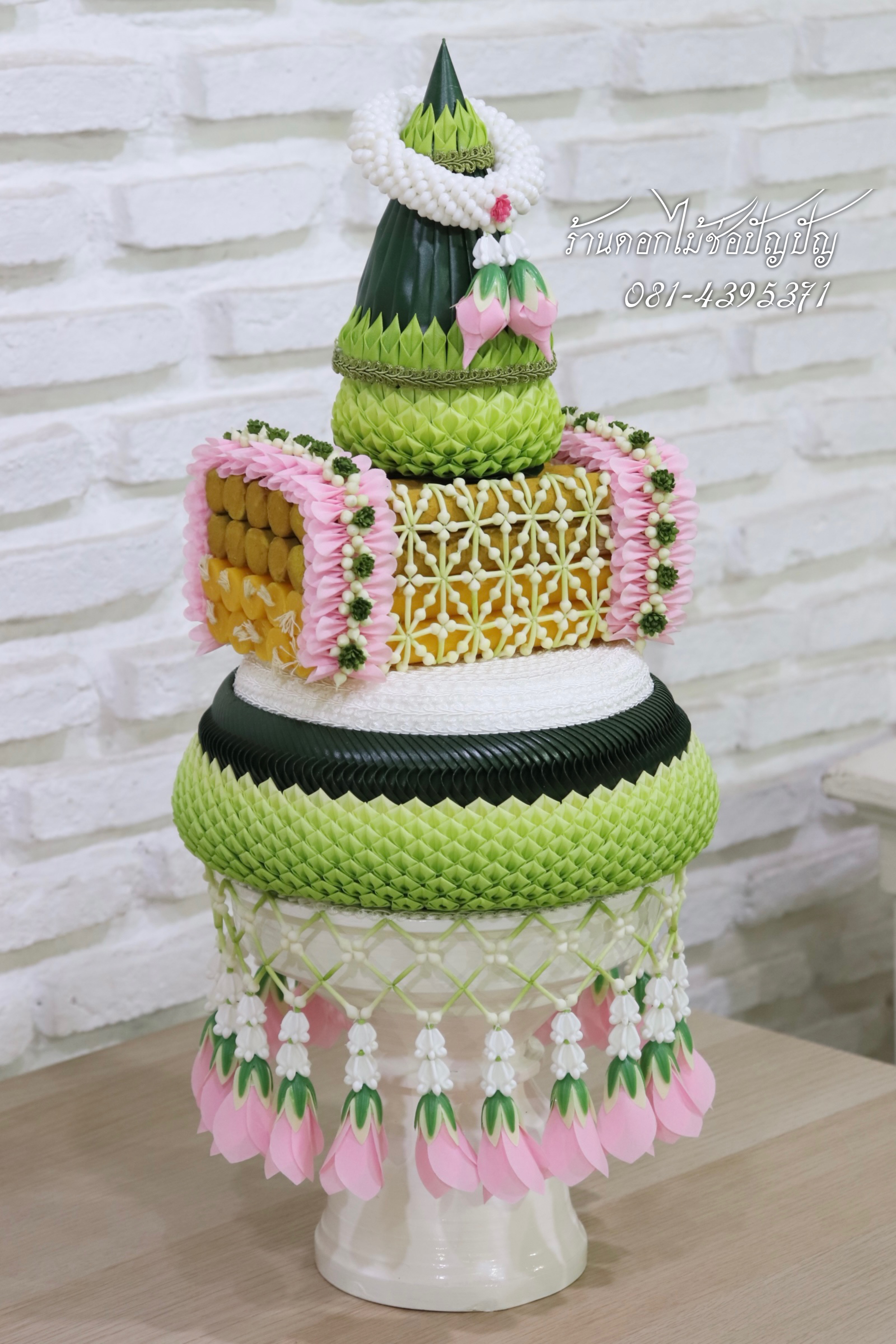 เครื่องบวชดอกไม้ประดิษฐ์ A8