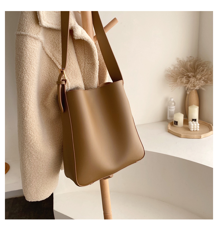 สินค้าพรีออเดอร์ กระเป๋าแฟชั่นสวยหรู มี 5 สี รหัส PO-BAG-037