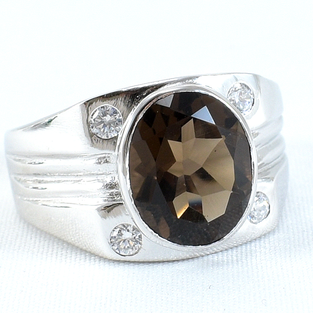 แหวนเงินแท้ราคาถูกชุบทองคำขาว พลอยแท้สโมกกี้ควอทซ์ 4.80 กะรัต เพชรCZ 0.12 กะรัต งานประณีตสวยงาม สั่งผลิตค่ะ