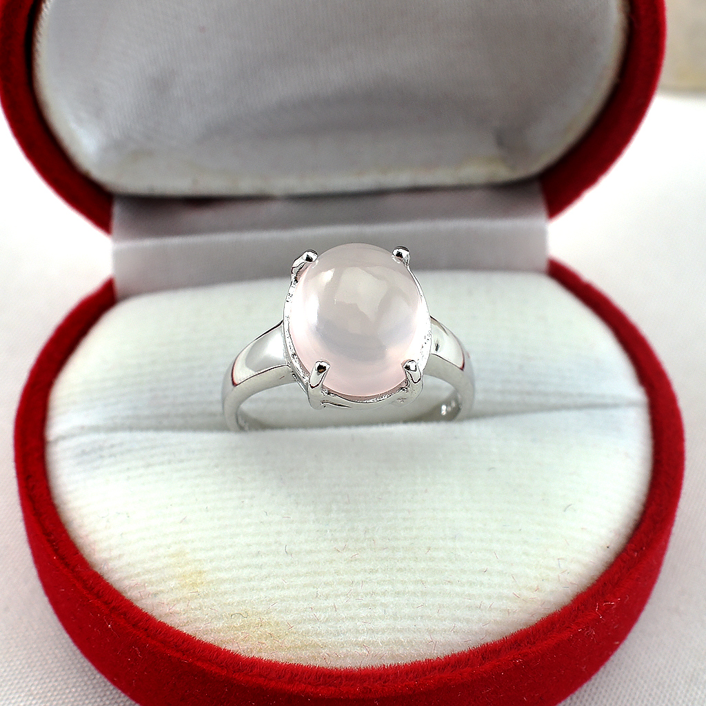 แหวนเงินแท้ราคาถูกชุบทองคำขาว พลอยแท้โรสควอทซ์ 4.80 กะรัต งานประณีตสวยงาม สั่งผลิตค่ะ