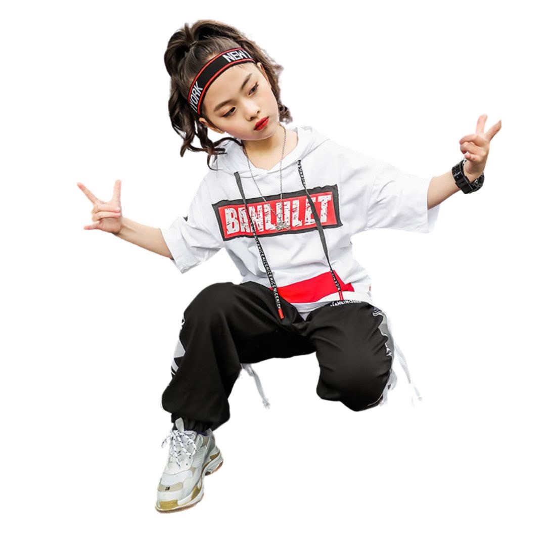 พร้อมส่ง ชุดเต้น Hiphop เสื้อฮูดขาวแต่งกระเป๋าหน้าแดง+กางเกงขายาว สีดำ